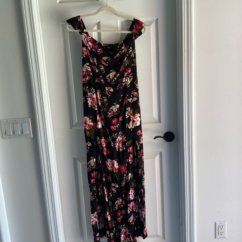 Ambiance Maxi Size M black and floral